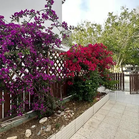 Leonidas Seaside Villa *